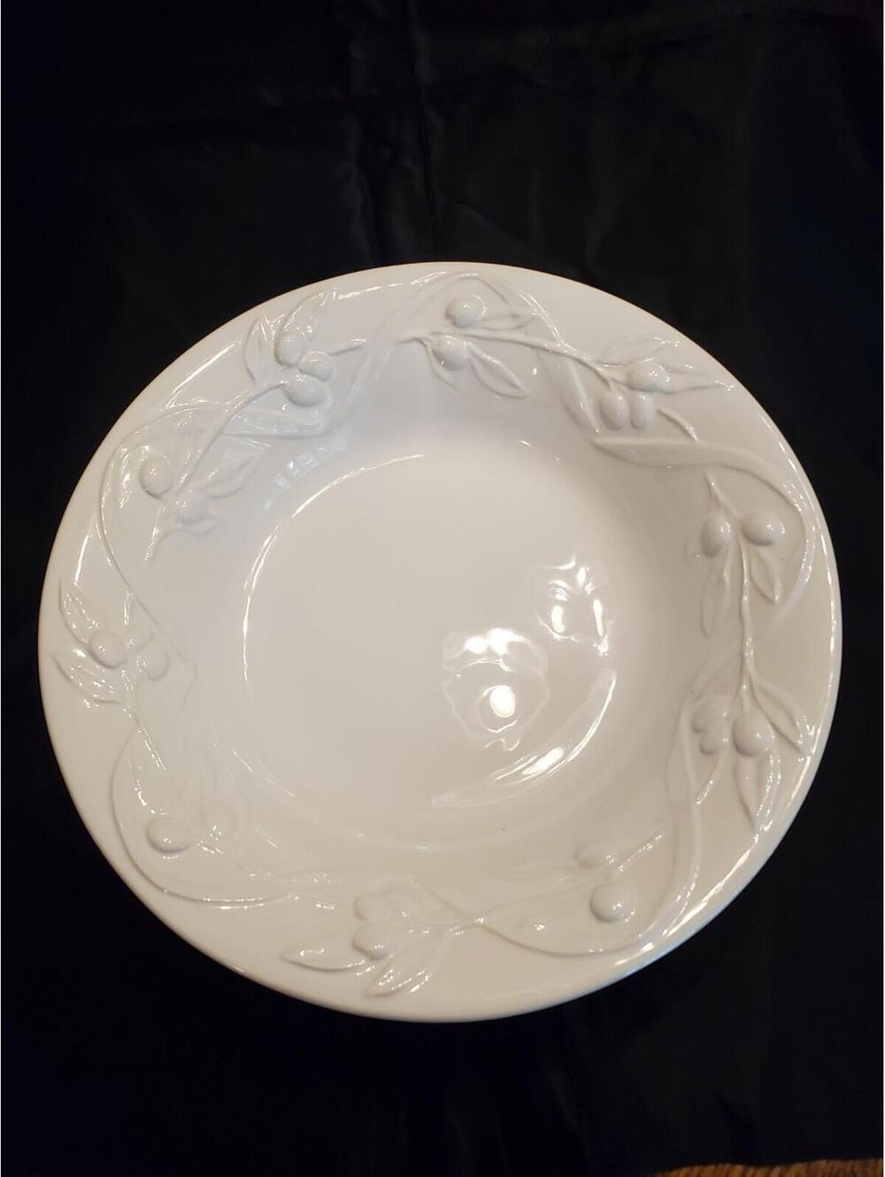 Williams-Sonoma,8 , 10 Inch Pasta Bowls,Olive Harvest